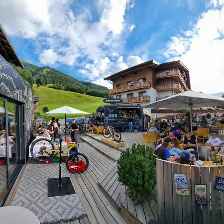 Hike&bike Mit Jokercard Hostel Saalbach